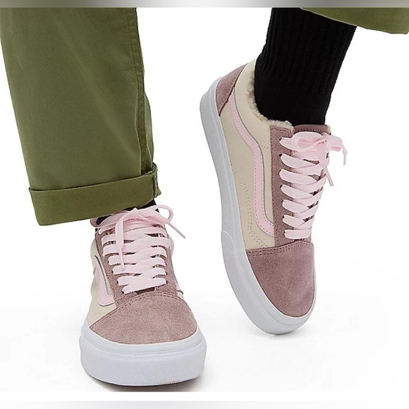 Vans Shoes - Vans Unisex Suede Sherpa Old Skool Low Top Sneakers Shoes - new